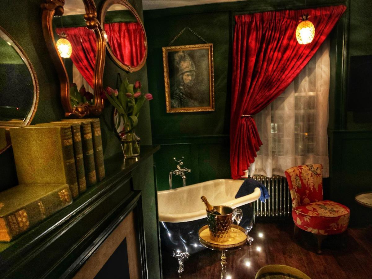 Mademoiselle's Boutique Уитби