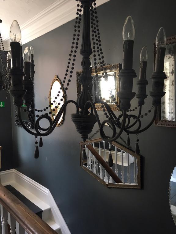 Apartment Mademoiselle's Boutique Whitby