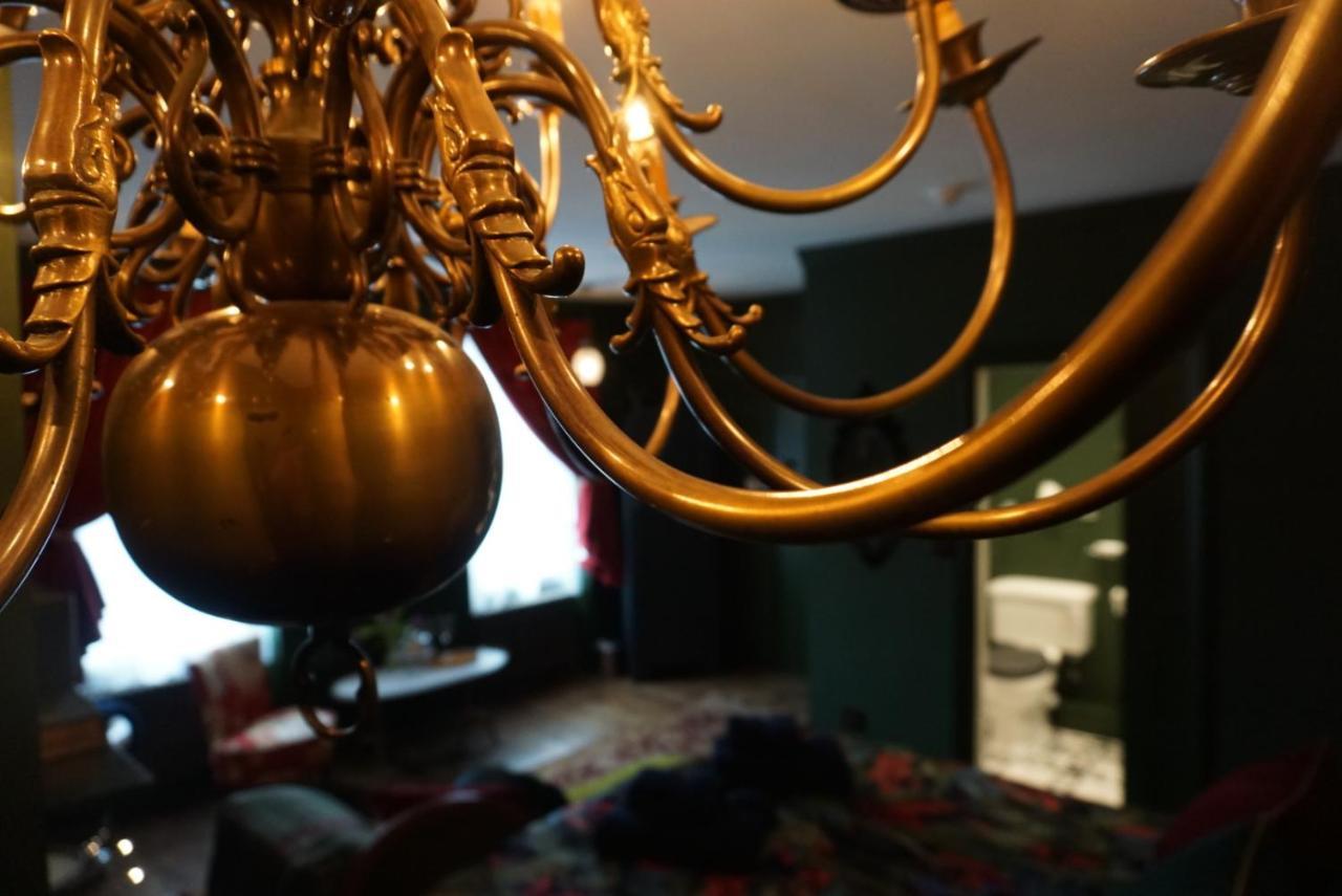 Mademoiselle's Boutique Apartment